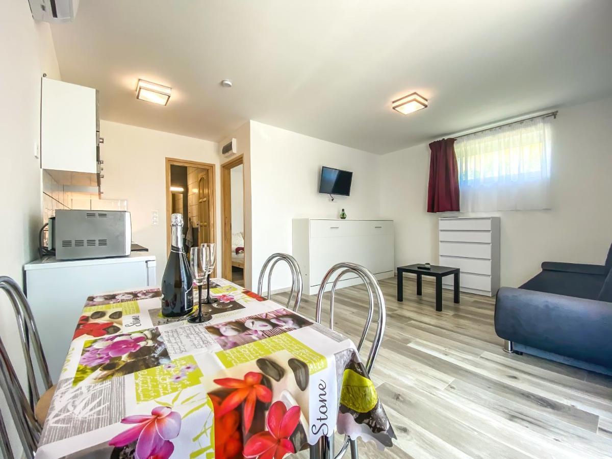 Feda Apartmanhaz Balatonboglár Dış mekan fotoğraf